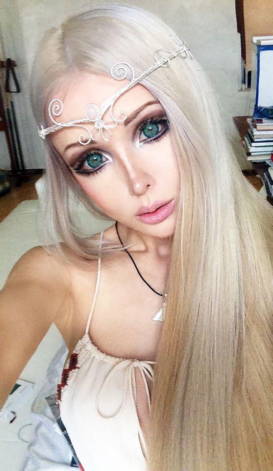 Tá na moda – Maquiagem da Barbie – Jacqueline Murino Blog